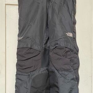 North Face snowpants size 8